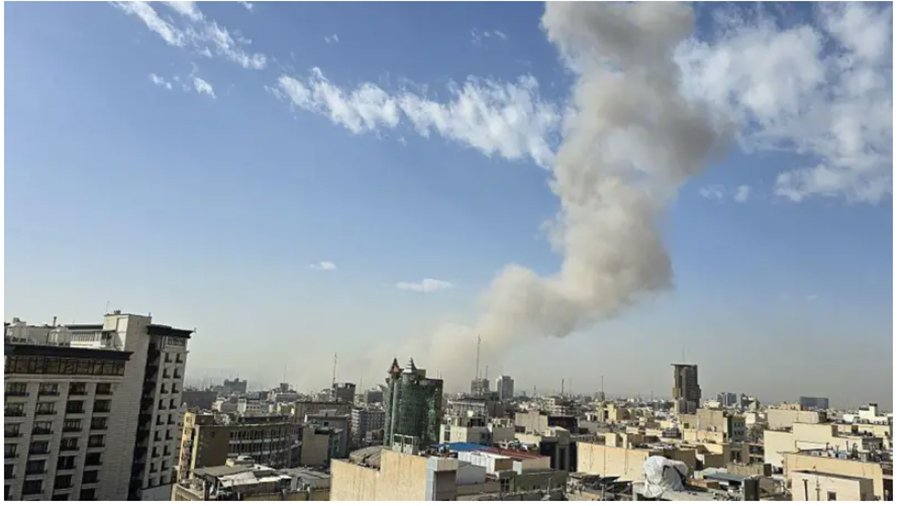 आक्रमण र प्रत्याक्रमण जारी रहँदा आवागमन दुवै प्रभावित