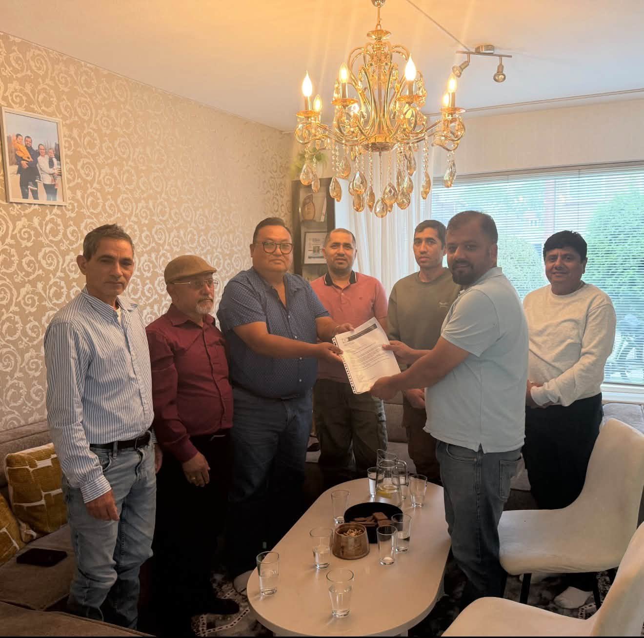 भोटेकोशी–त्रिशूली बाढीपीडितका लागि भुटानी समाज नेदरल्यान्ड्सद्वारा ३ लाख ७१ हजार रुपैयाँभन्दा बढी सहयोग